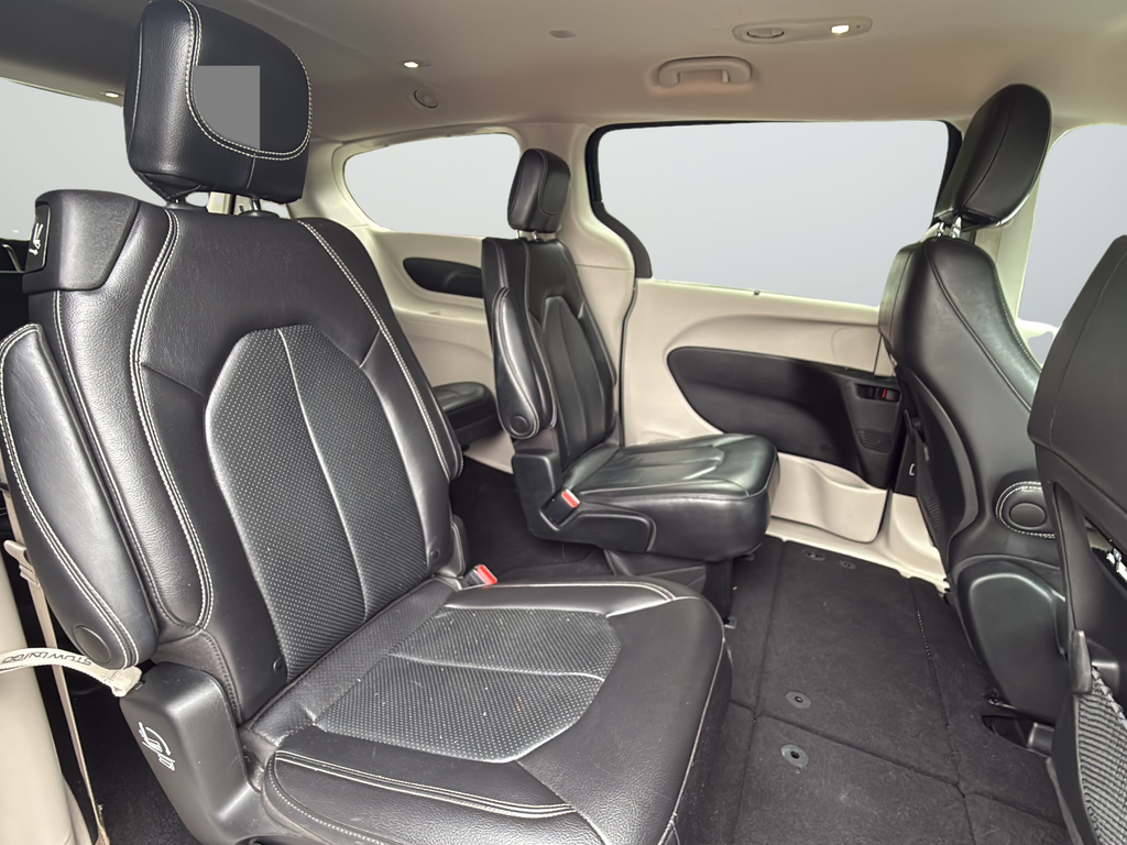 Used 2022 Blue Chrysler Touring L image 29