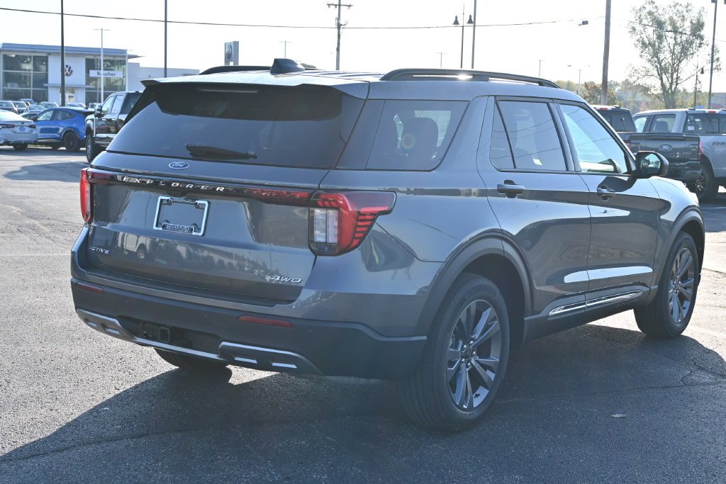 Certified Used 2025 Gray Metallic Ford Active image 9