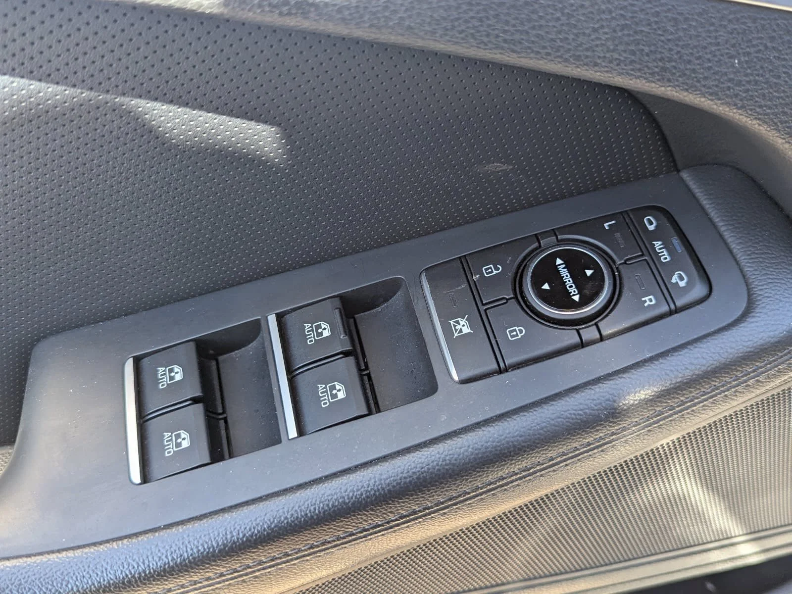 2018 GENESIS G80 Base - Photo 30