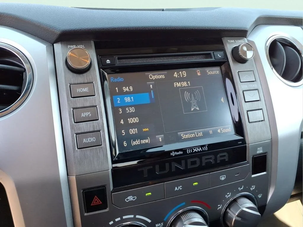 Used 2019 Gray Toyota SR5 image 21