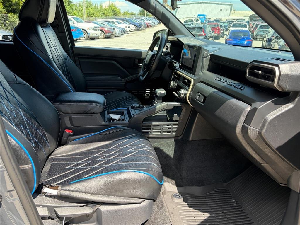 Used 2025 Underground Toyota SR image 22