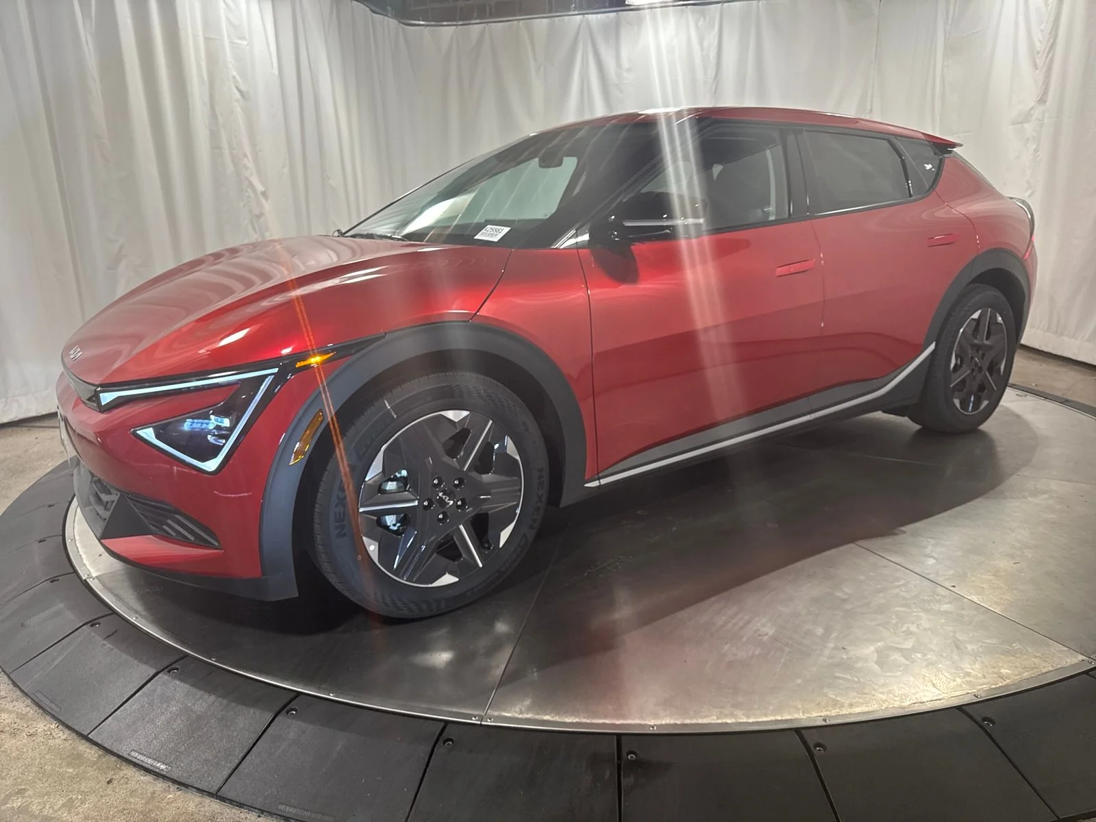2025 Kia EV6 Light L/R AWD's photo