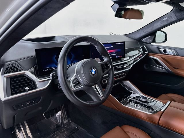 Used 2024 White Metallic BMW M60i image 9
