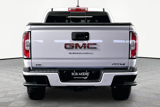 Used 2022 White GMC AT4 w/Leather image 5