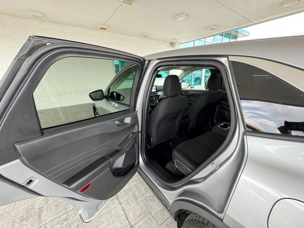 Used 2024 Silver Ford Active image 18