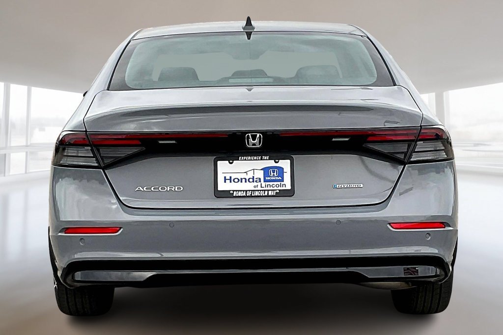 New 2026 Urban Gray Pearl Honda EX-L image 4