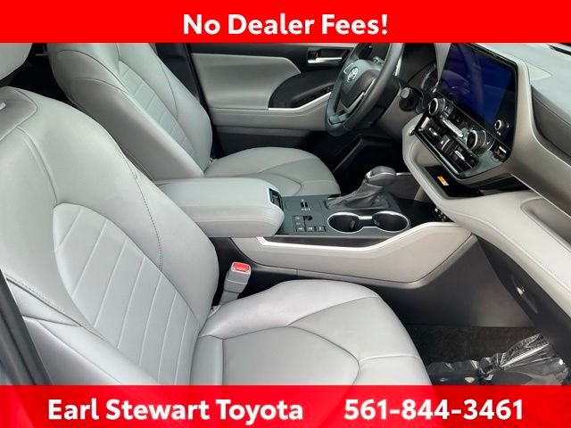 Certified Used 2025 Silver Toyota XLE image 50