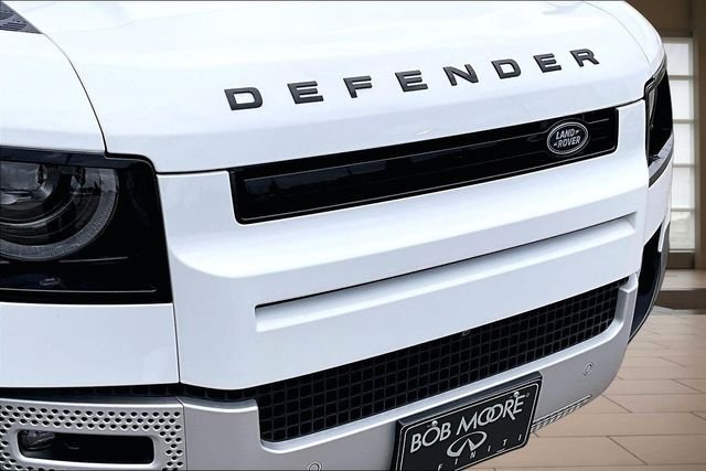 Used 2020 White Land Rover HSE image 26