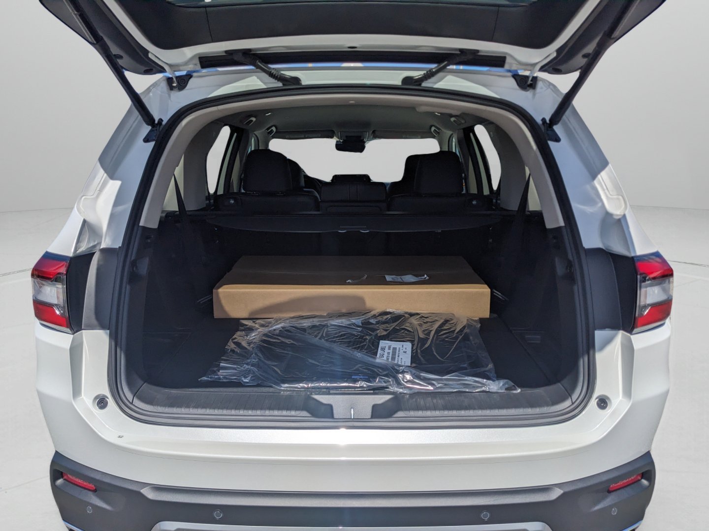 New 2026 Platinum White Pearl Honda EX-L image 8