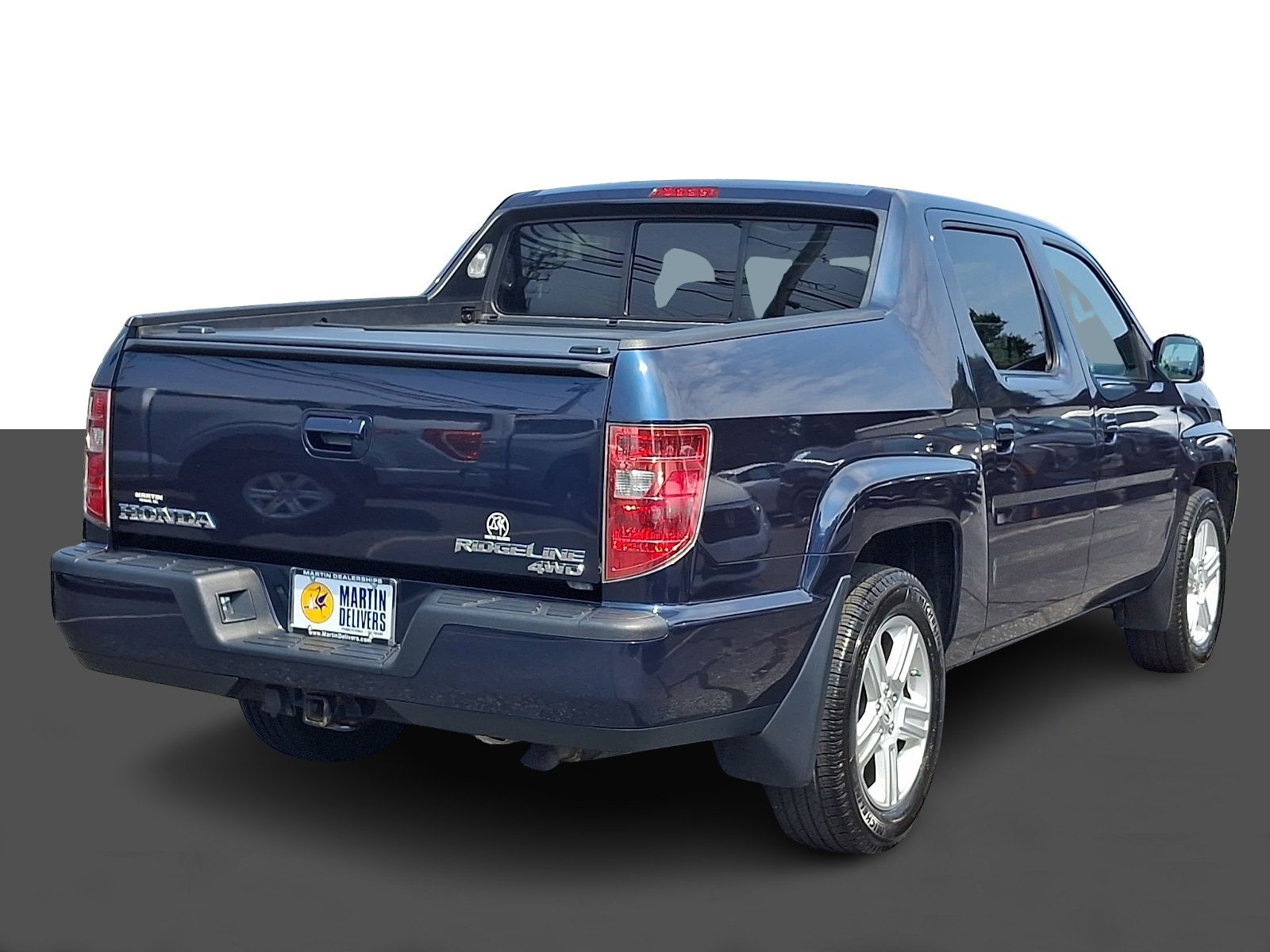 Used 2011 Bali Blue Pearl Honda RTL image 7