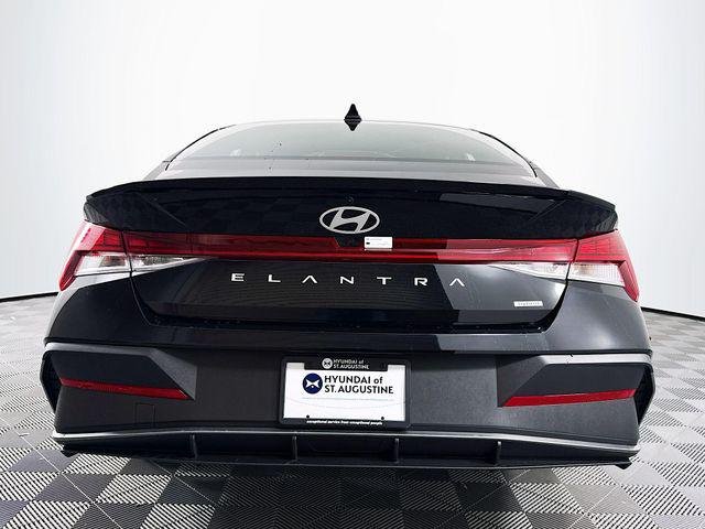 New 2025 Black Hyundai SEL Sport image 5