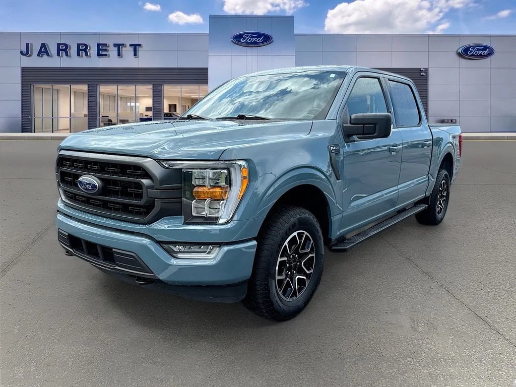 Certified Used 2023 Blue Ford XLT image 3