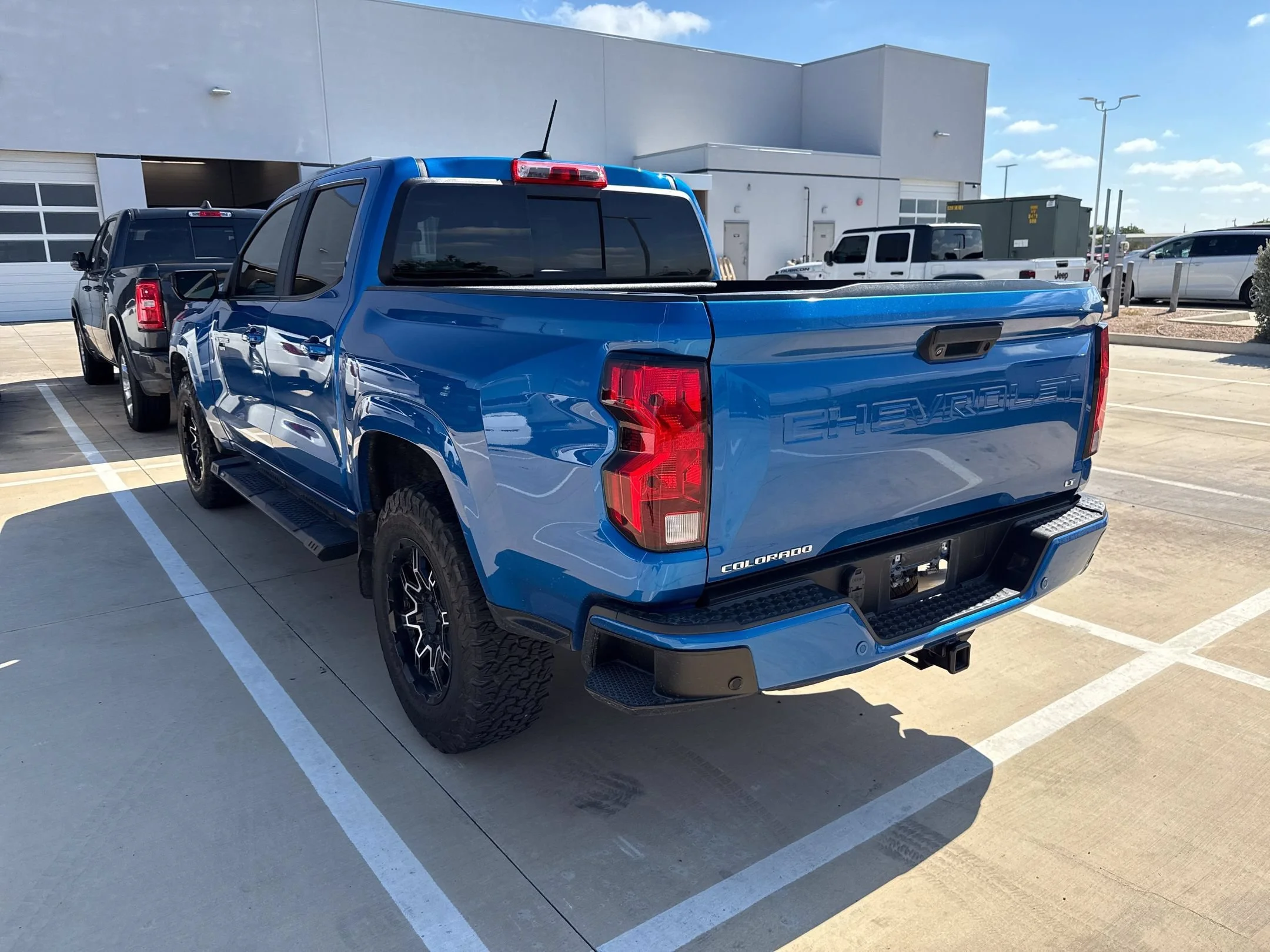 Used 2023 Blue Chevrolet LT image 9