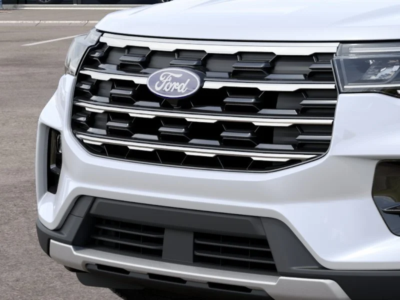 New 2027 Star White Metallic Tri-Coat Ford Active image 17