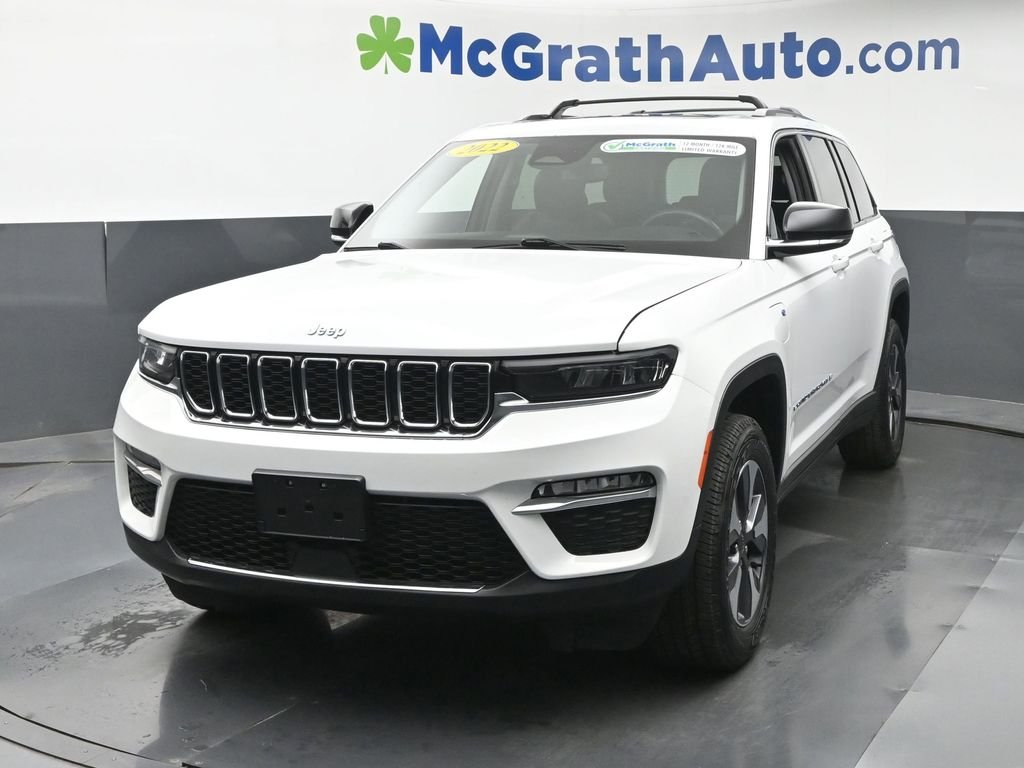 Used 2022 White Jeep 4xe image 22