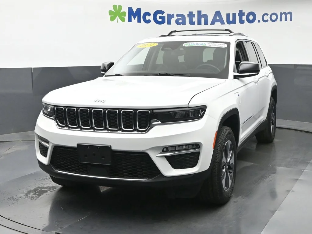 Used 2022 White Jeep 4xe image 22