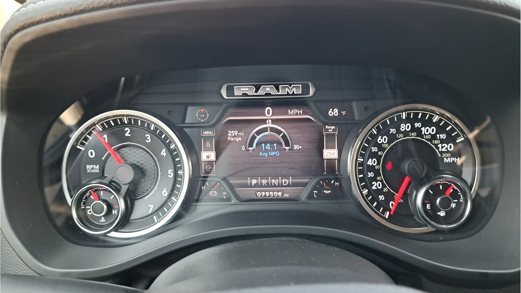Used 2021 Blue Ram Laramie image 19