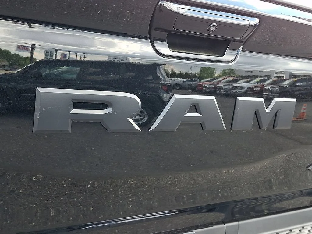 New 2026 Diamond Black Crystal Pearlcoat Ram RHO image 21