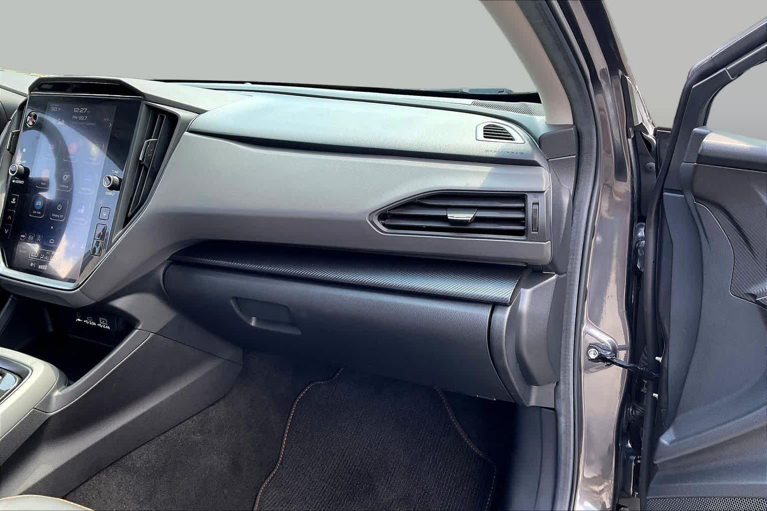 Used 2025 Magnetite Gray Metallic Subaru Limited image 19