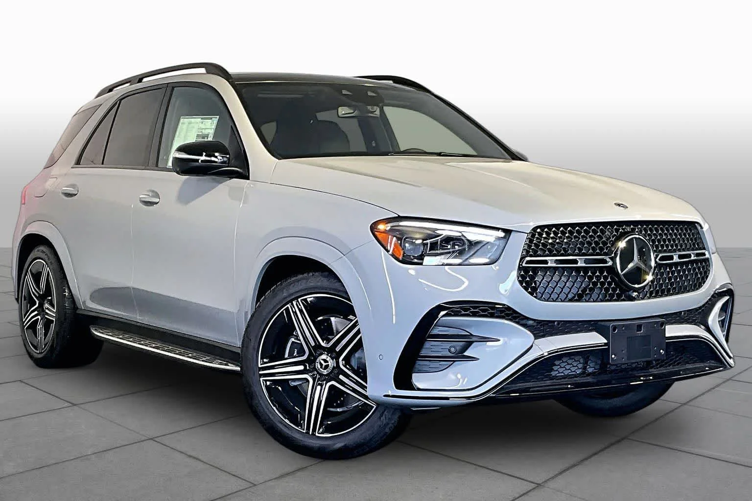 New 2026 MANUFAKTUR Alpine Grey Mercedes-Benz GLE 580 image 19