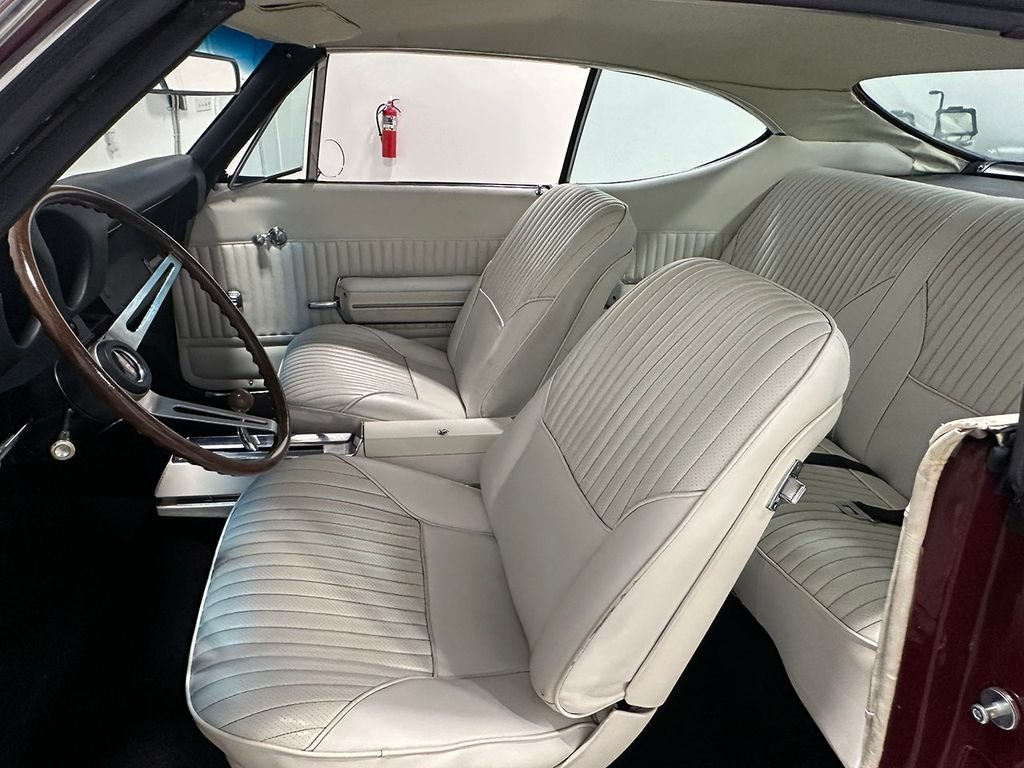 Used 1968 Red Oldsmobile Supreme image 73