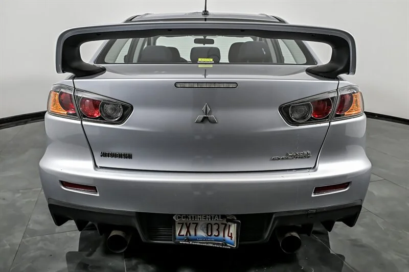 Used 2015 Apex Silver Metallic Mitsubishi GSR-1 OWNER-CLEAN CARFAX! image 10