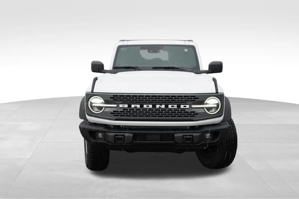 New 2026 Oxford White Ford Badlands image 8