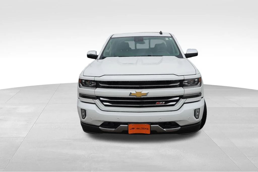 Certified Used 2016 Iridescent Pearl Tricoat Chevrolet LTZ image 12
