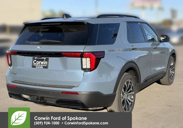 New 2027 Vapor Blue Metallic Ford ST-Line image 14