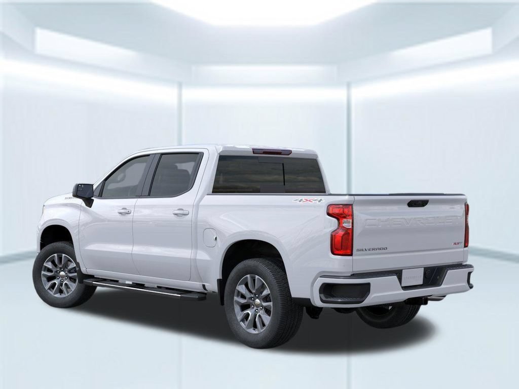 New 2026 Summit White Chevrolet RST image 5