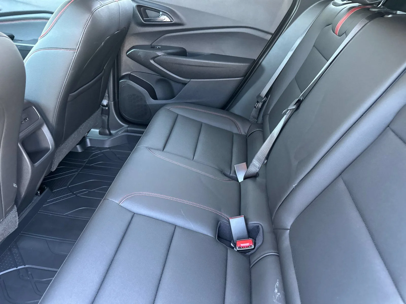 2026 Chevrolet Trax RS - Photo 12