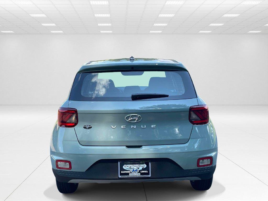 New 2026 Green Hyundai SE image 5
