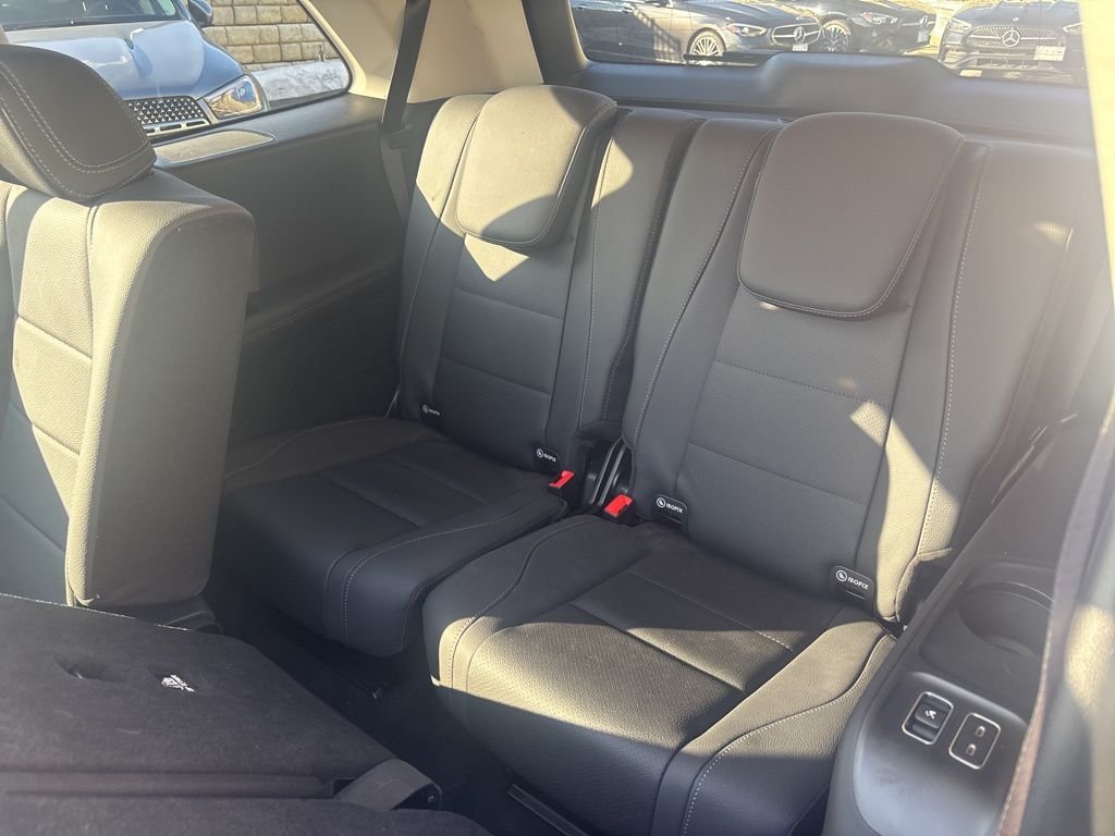 Used 2026 Black Mercedes-Benz GLS 450 image 6