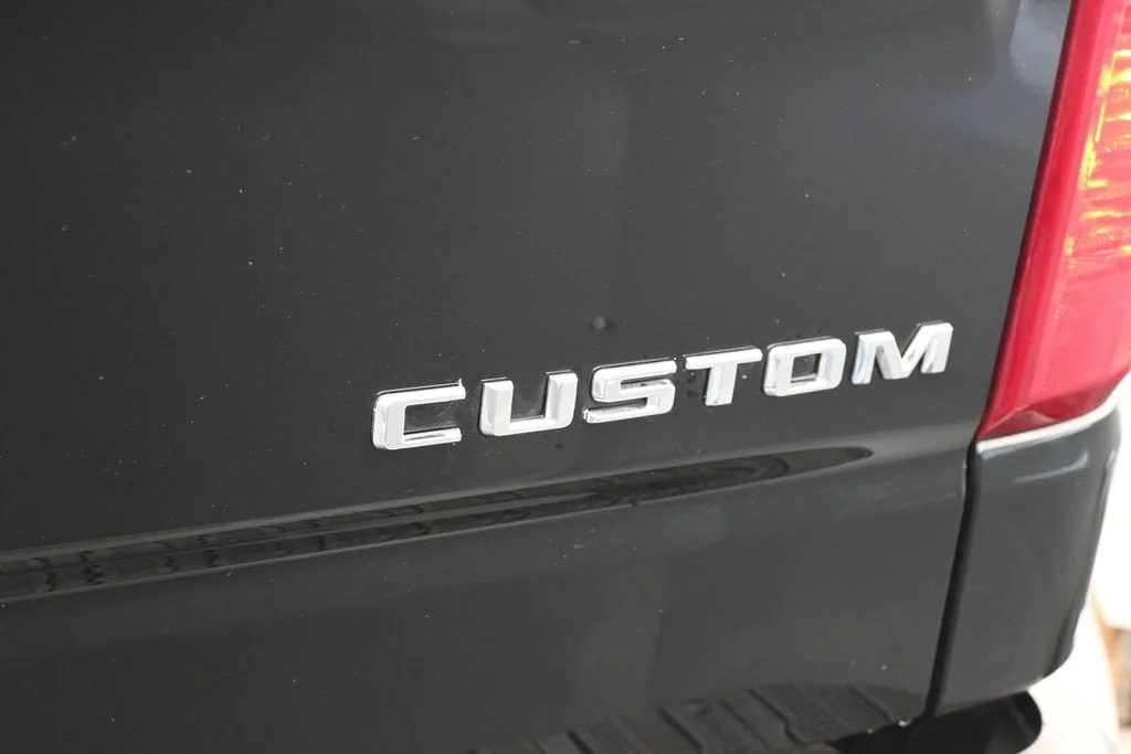 Used 2024 Black Chevrolet Custom image 31