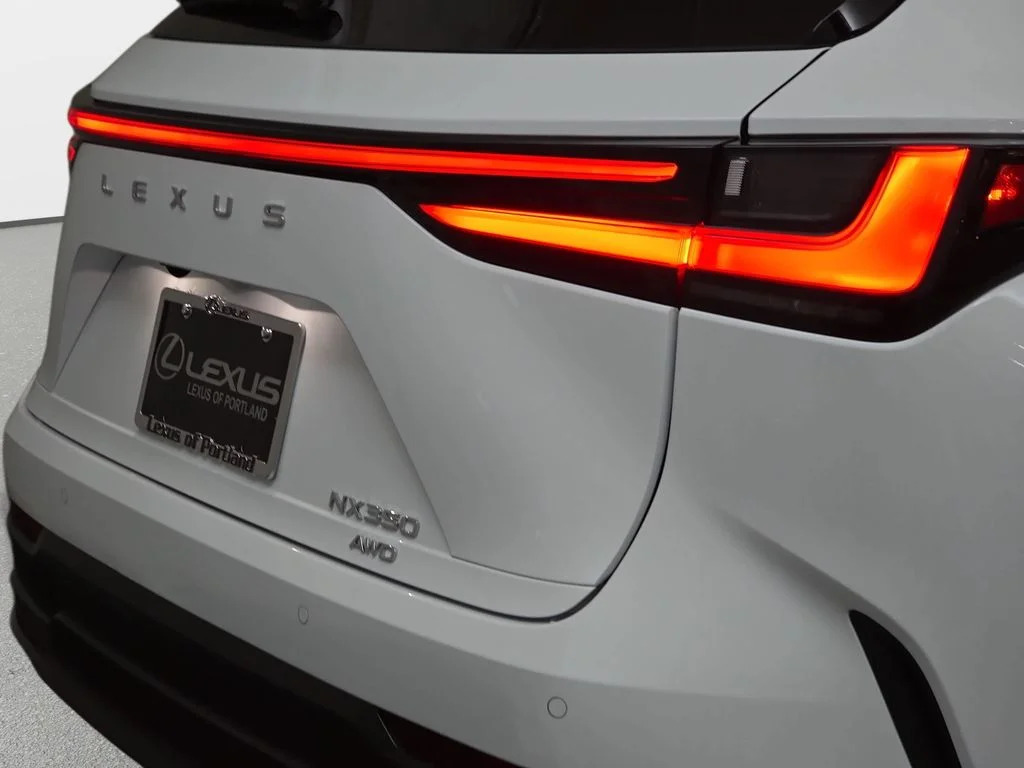 New 2026 Ultra White Lexus PREMIUM image 30