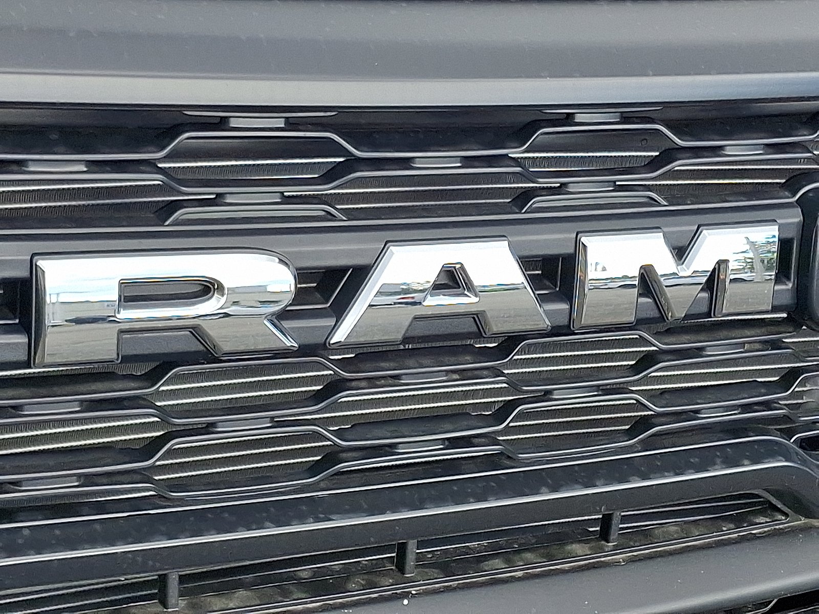 New 2026 Bright White Clear-Coat Exterior Paint RAM Tradesman image 19