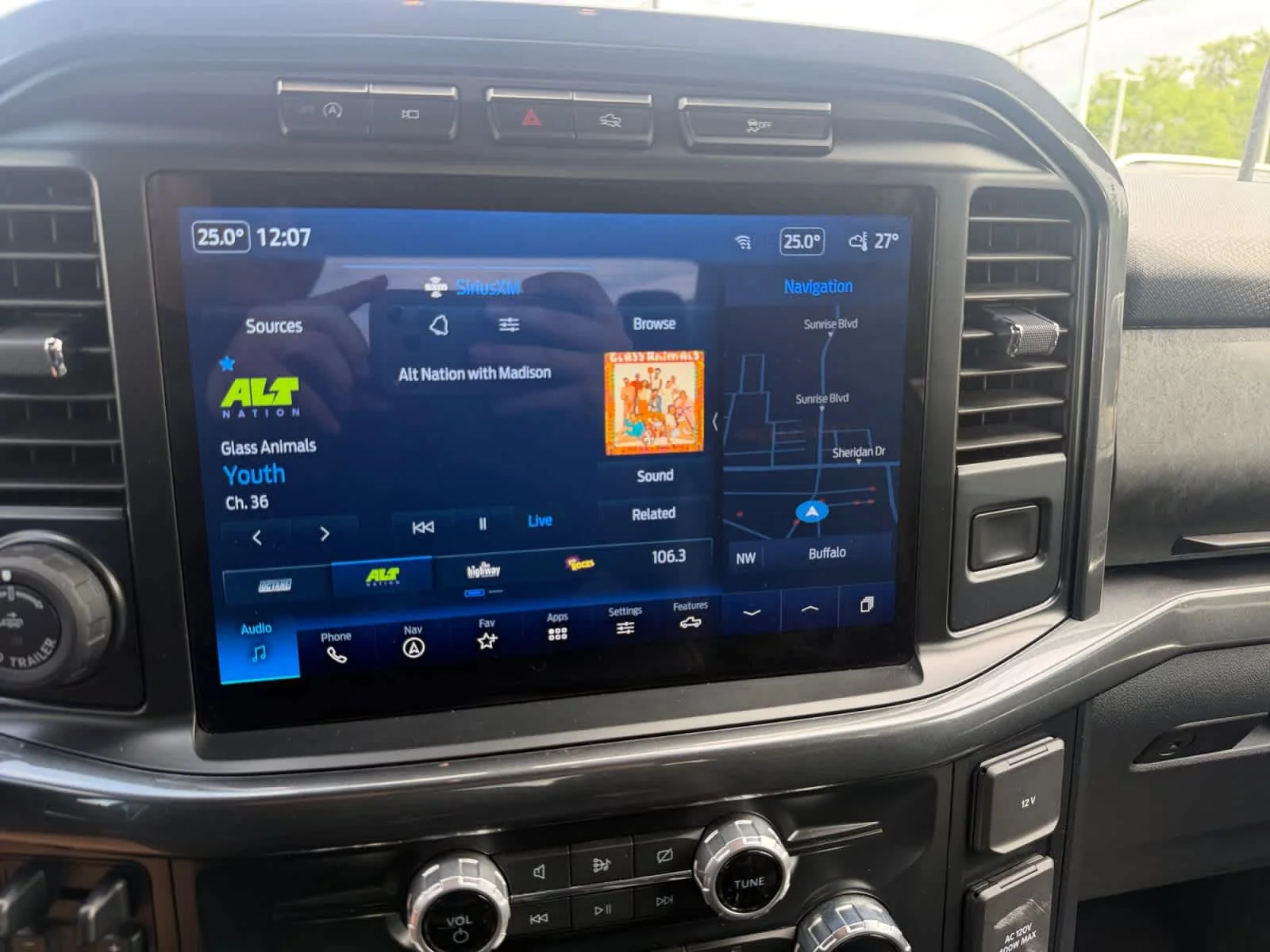 Used 2023 Oxford White Ford Tremor image 27