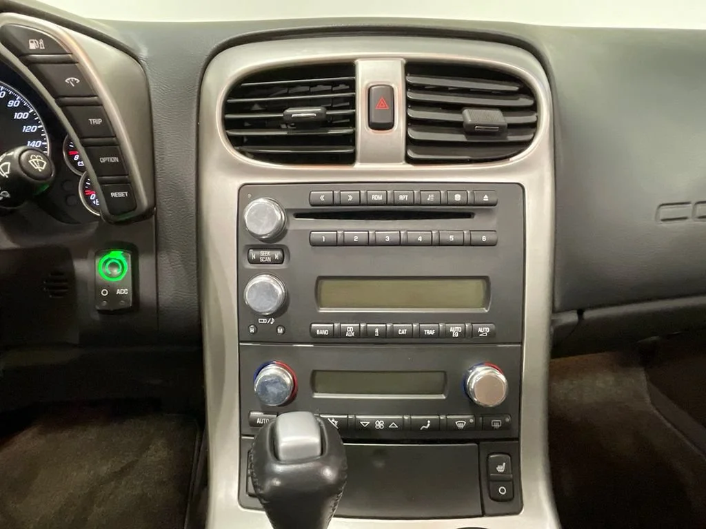 Used 2005 Millenium Yellow Chevrolet BASE image 67