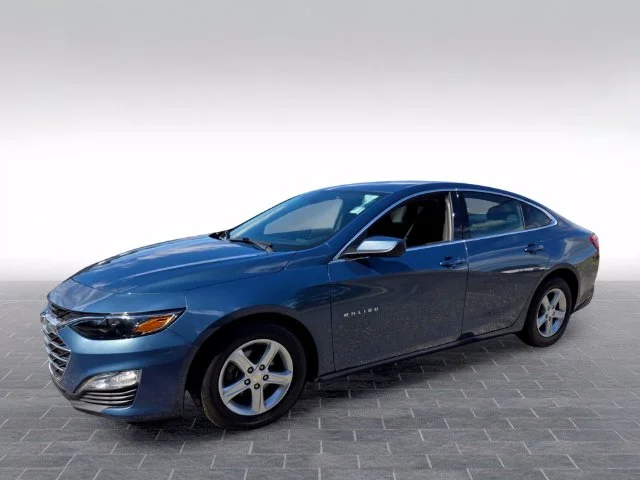 Used 2025 Blue Chevrolet LS image 3