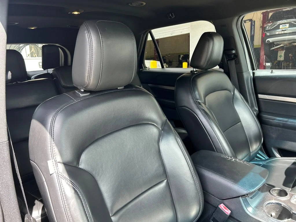Used 2019 Black Ford XLT image 13