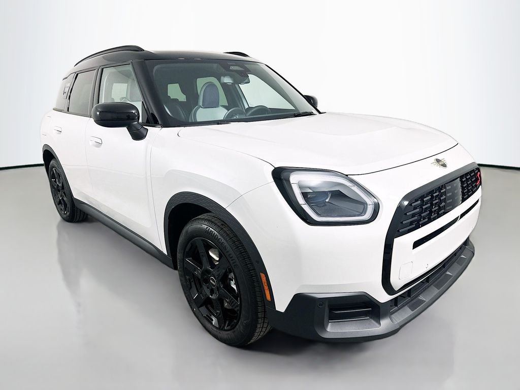 New 2027 White MINI Oxford Edition image 3
