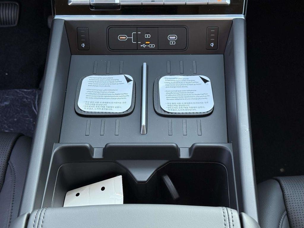 New 2026 Phantom Black Hyundai Limited AWD image 23
