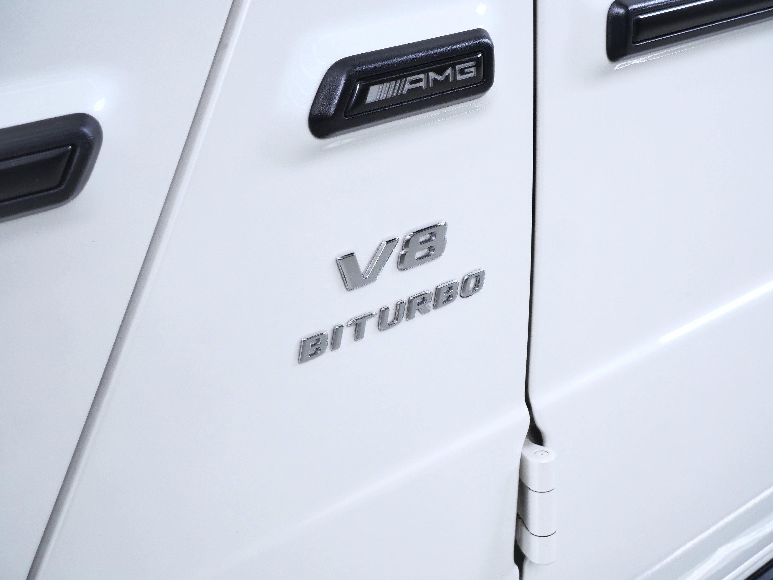 Used 2020 designo Diamond White Metallic Mercedes-Benz AMG® G 63 image 13