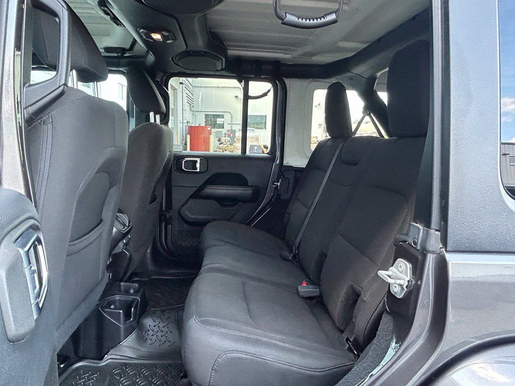 Used 2018 Gray Jeep Unlimited Sahara image 29
