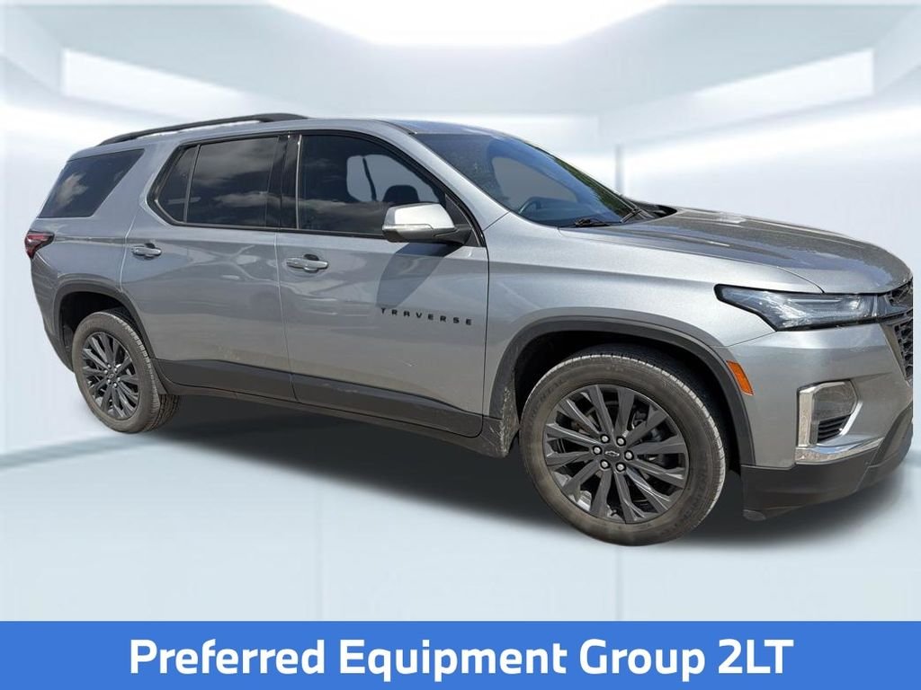 Used 2023 Sterling Gray Metallic Chevrolet RS image 4