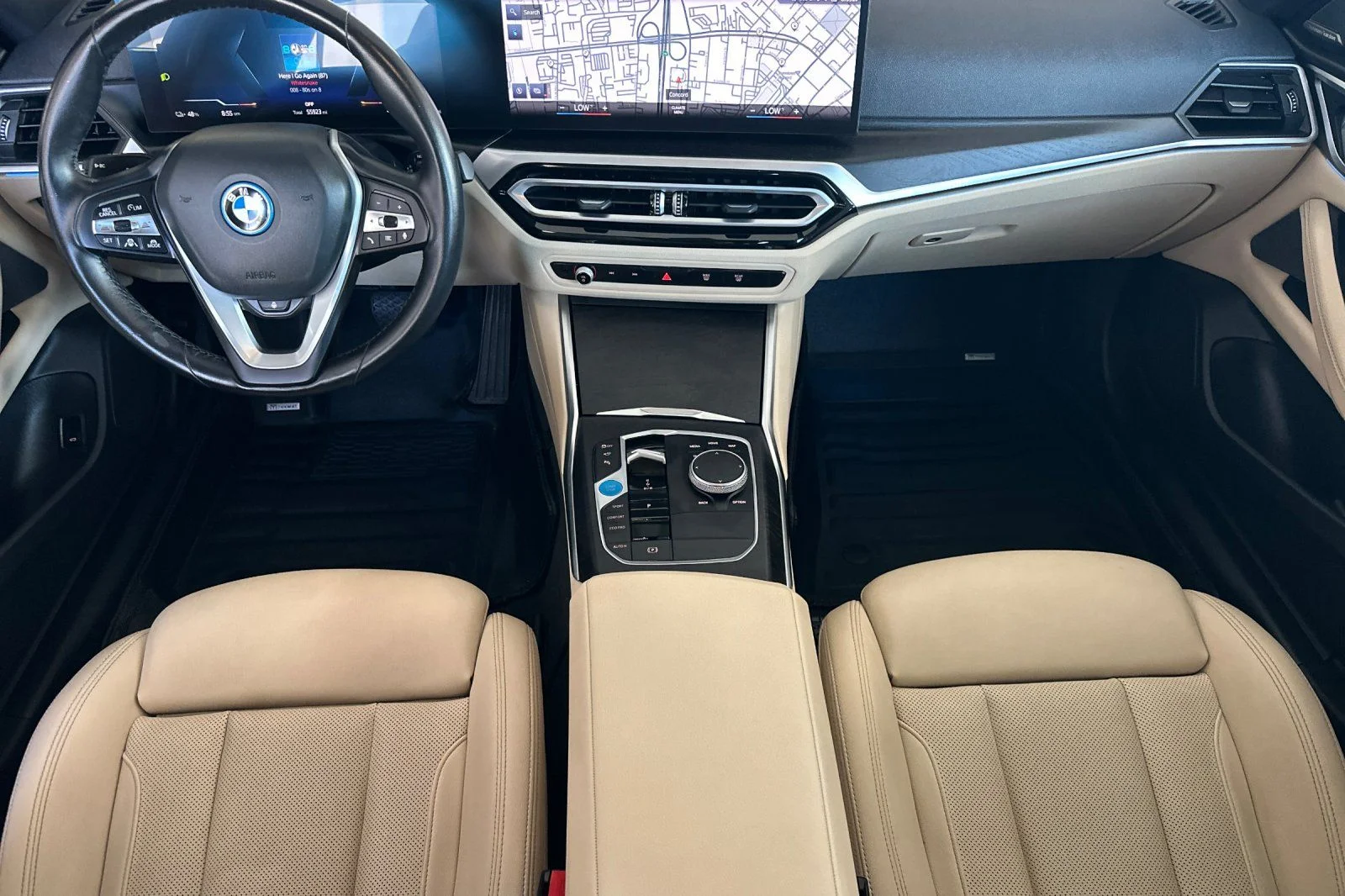 Used 2023 White Metallic BMW eDrive35 image 10
