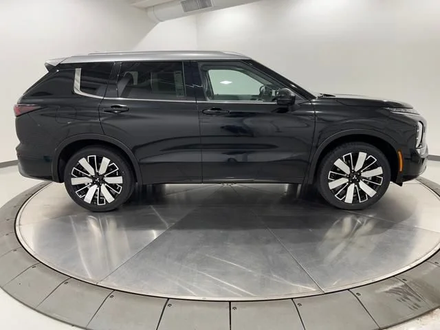 2025 Mitsubishi Outlander SEL Platinum Edition - Photo 6
