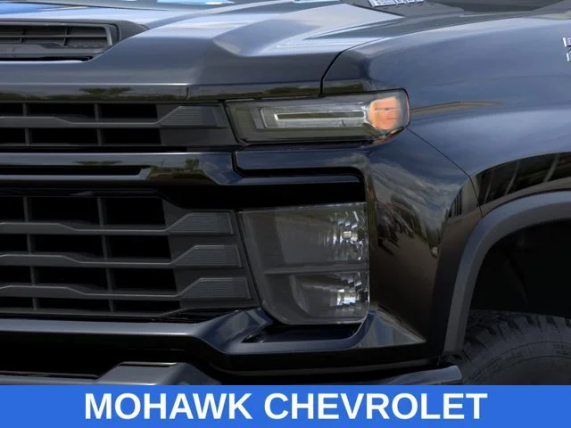 2026 Chevrolet Silverado 2500 HD Custom - Photo 10