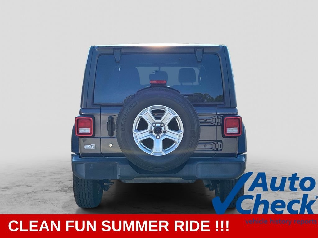 Used 2018 Gray Jeep Unlimited Sport S image 6
