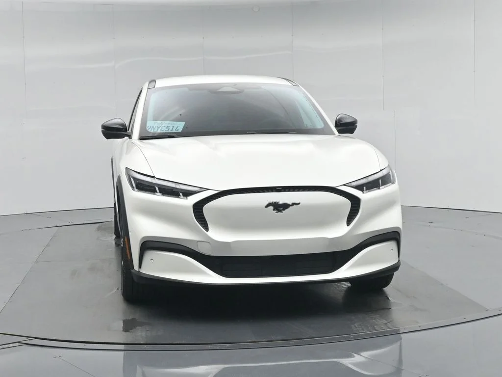 Certified Used 2024 White Ford Select image 24